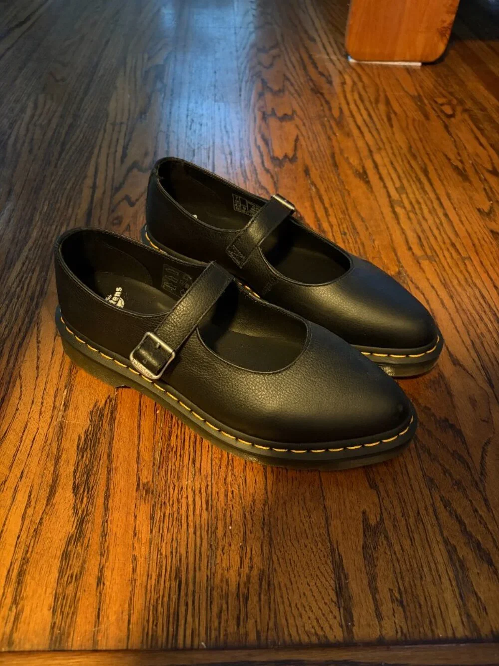 Dr. Martens Elphie Mary Janes - Picture 2 of 4